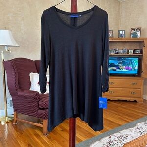 Apt. 9 Shark bite tunic